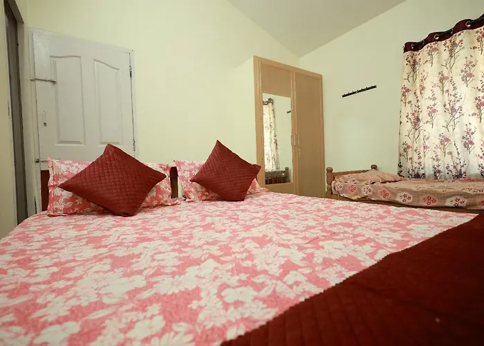 Toms Villa Along National Highway Thrissur At Nadathara